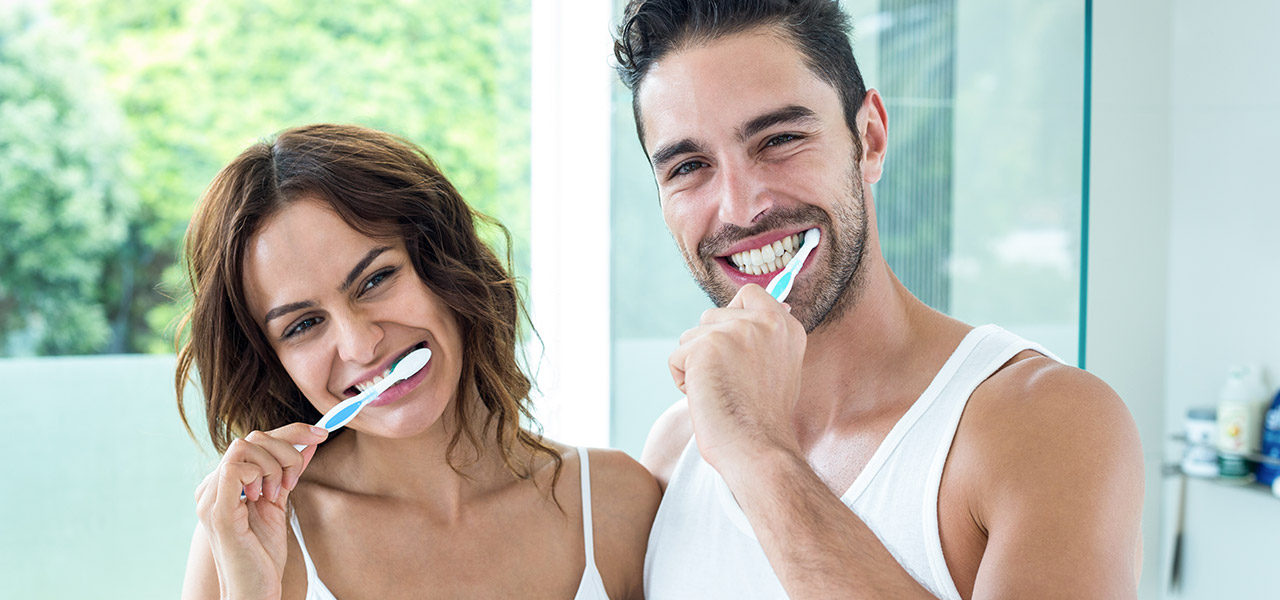 Gesund beginnt im Mund – am besten mit natürlicher Zahnpflege Gesund beginnt im Mund